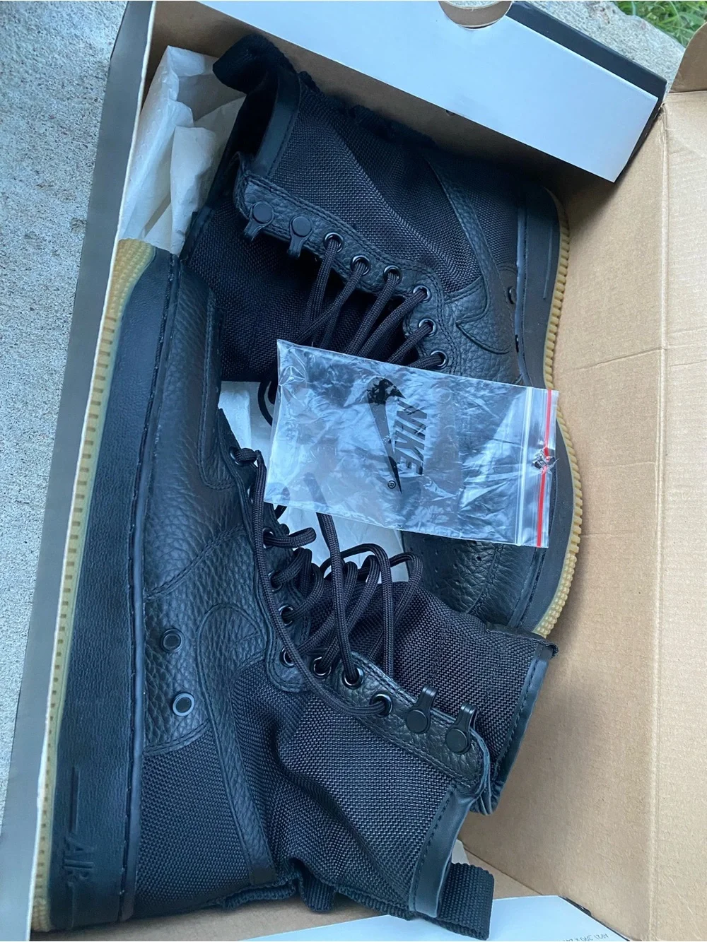 Nike SF Air Force 1 2016 Black High-Top Tactical Boots with Gum Outsole size 8